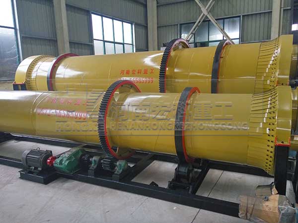 邳州市養(yǎng)殖場畜禽糞便隨意排放，還了得？